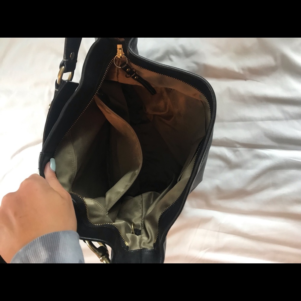 Coach Bag - Picture 3 of 8